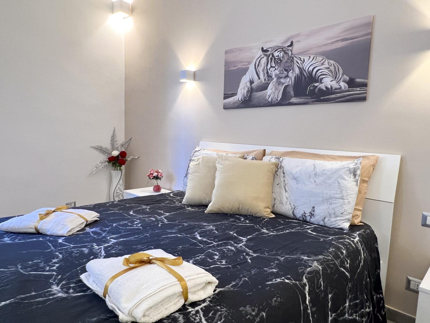 Leoscar Apartment In Catania Center Self Check-In Екстер'єр фото
