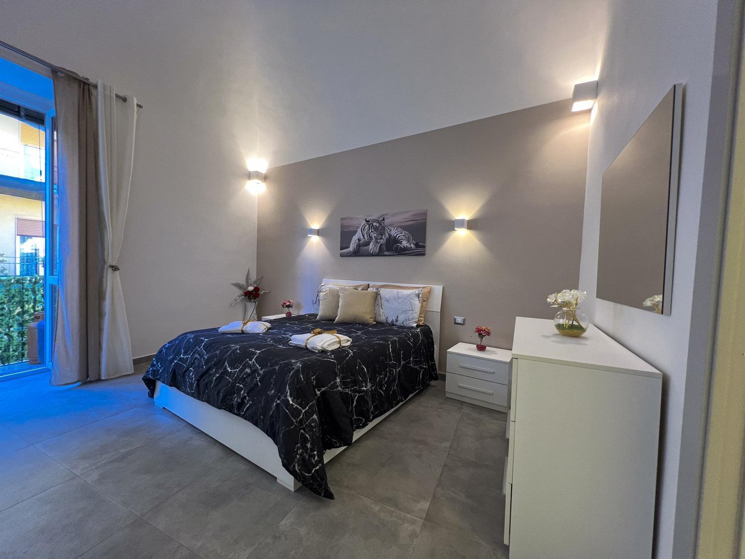 Leoscar Apartment In Catania Center Self Check-In Екстер'єр фото
